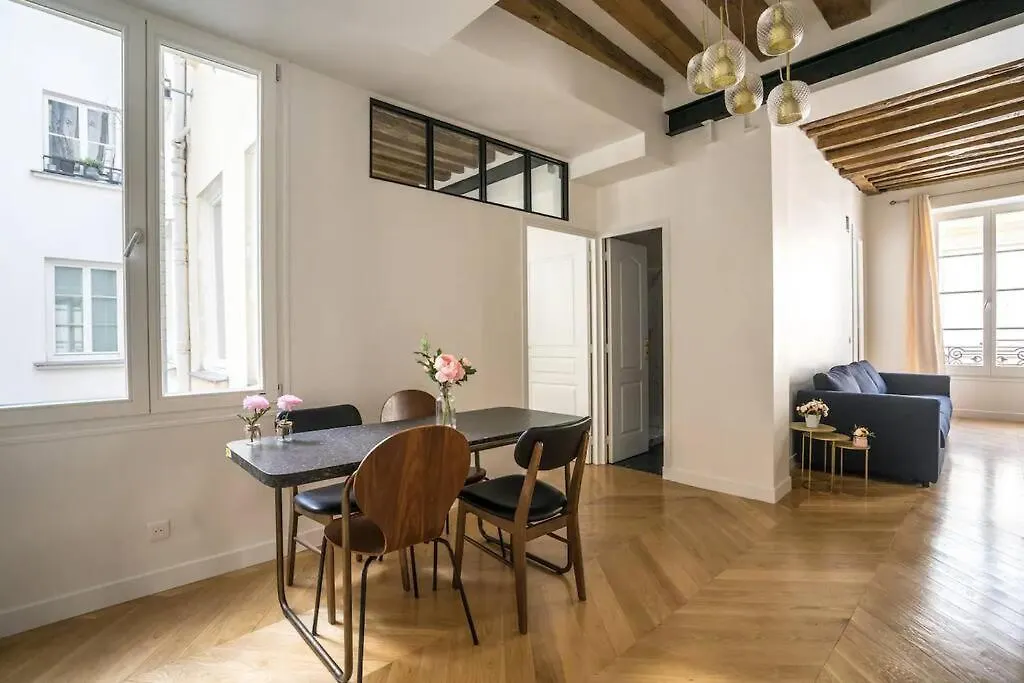 Typical Parisian Flat#3Bedrooms#Opera#Louvre 0*, Paris